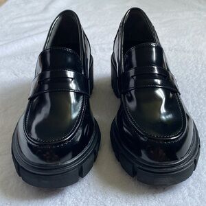 Sincerely Jules-Dylan, chunky lug sole, loafers